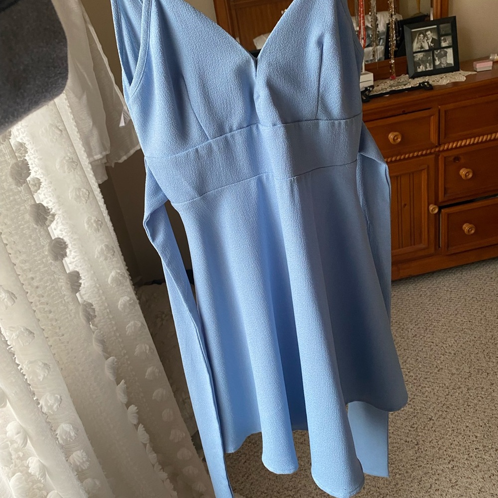 Elegant Blue Sleeveless Dress